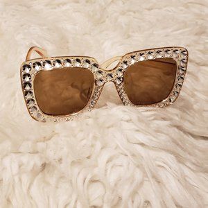 CHAMPAGNE BLINGED OUT GLASSES